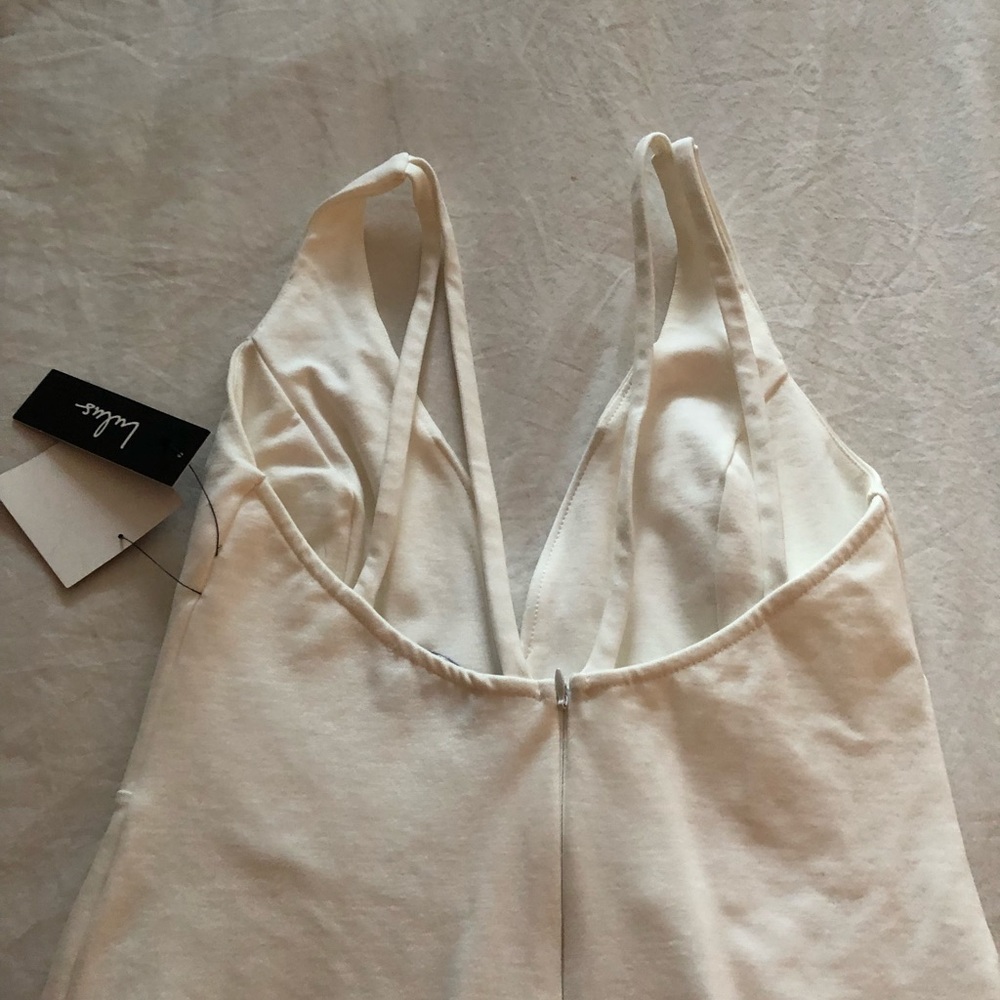 NWT white Lulu’s bodycon dress - Picture 3 of 3